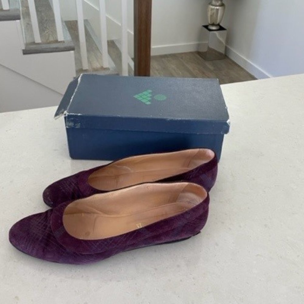 Bottega Veneta Purple Suede Flats. 10